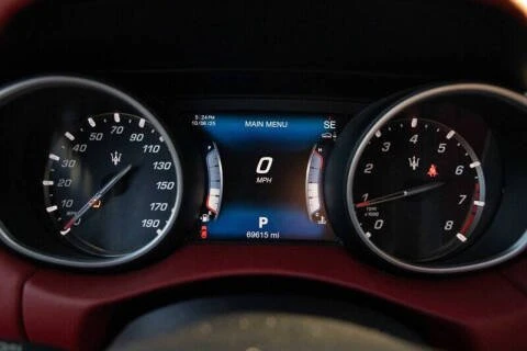 2017 Maserati Levante - Image 12 of 19