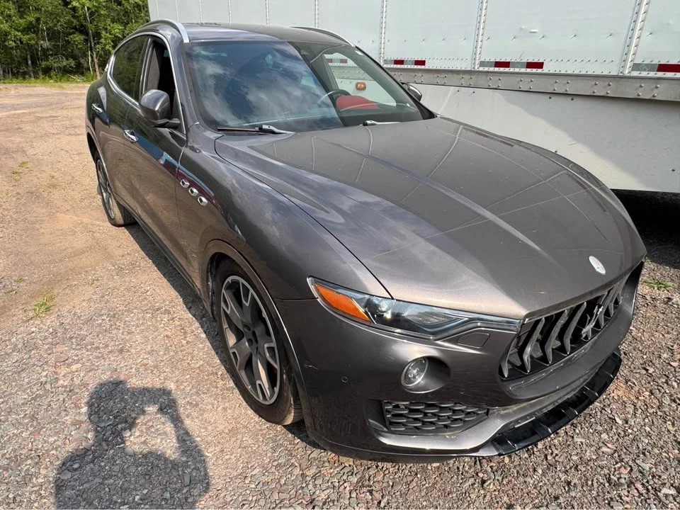 2017 Maserati Levante - Image 7 of 10