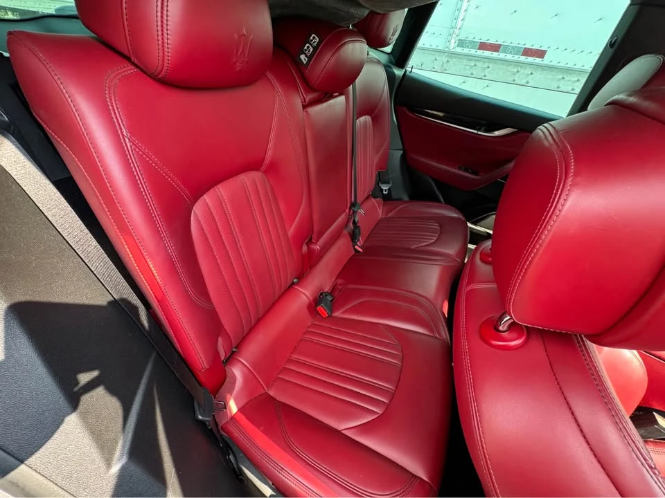 2017 Maserati Levante - Image 9 of 10