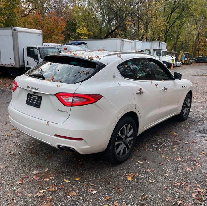 2017 Maserati Levante - Image 4 of 19