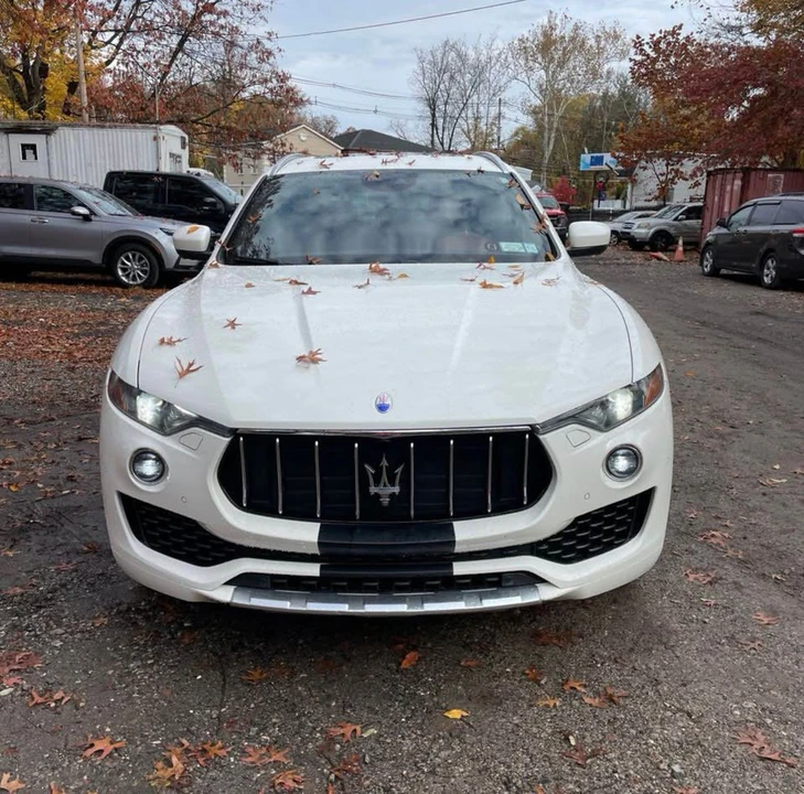 2017 Maserati Levante - Image 6 of 19
