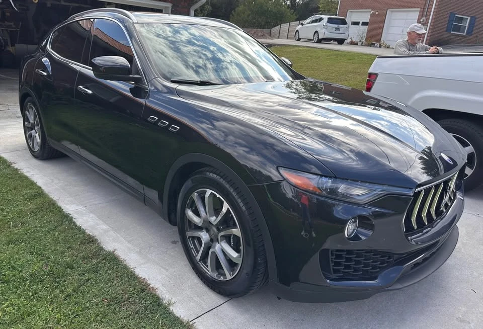 2017 Maserati Levante - Image 2 of 18