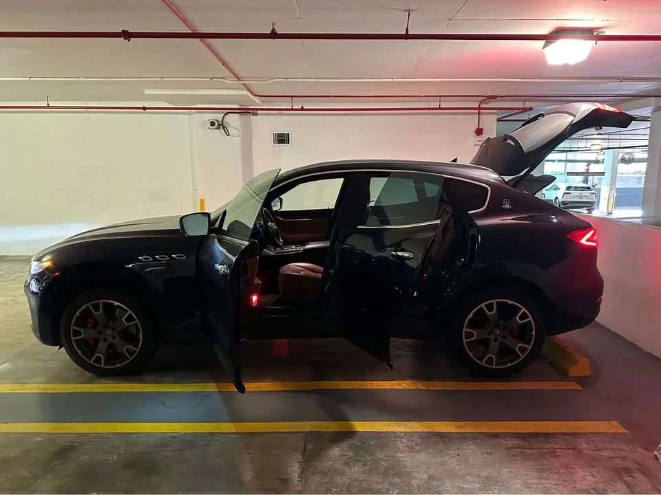 2017 Maserati Levante - Image 6 of 10
