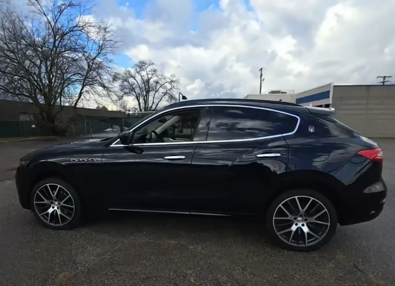 2017 Maserati Levante - Image 6 of 20