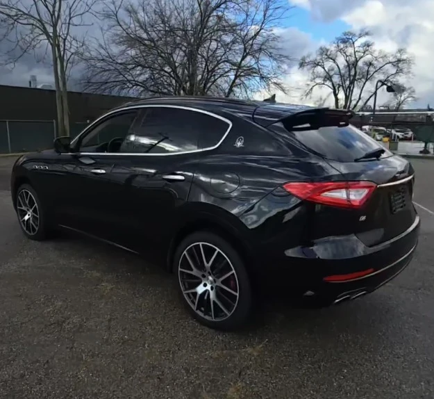 2017 Maserati Levante - Image 7 of 20