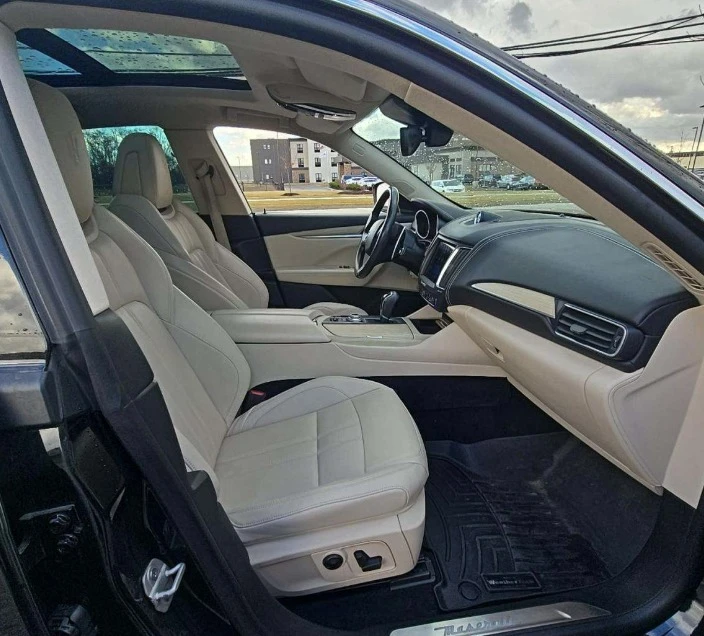 2017 Maserati Levante - Image 19 of 20
