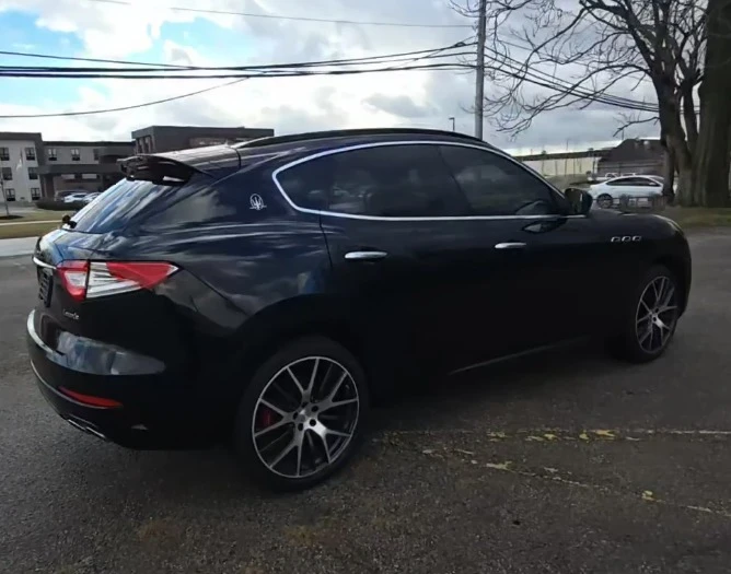 2017 Maserati Levante - Image 9 of 20