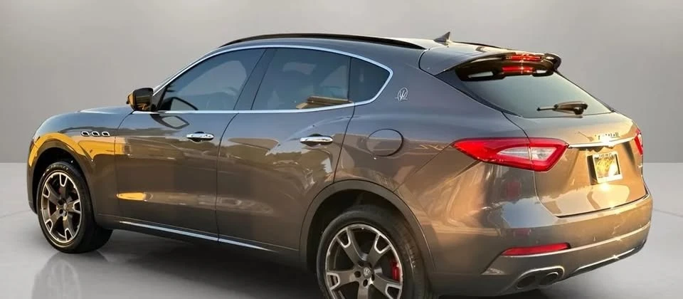 2017 Maserati Levante - Image 5 of 11