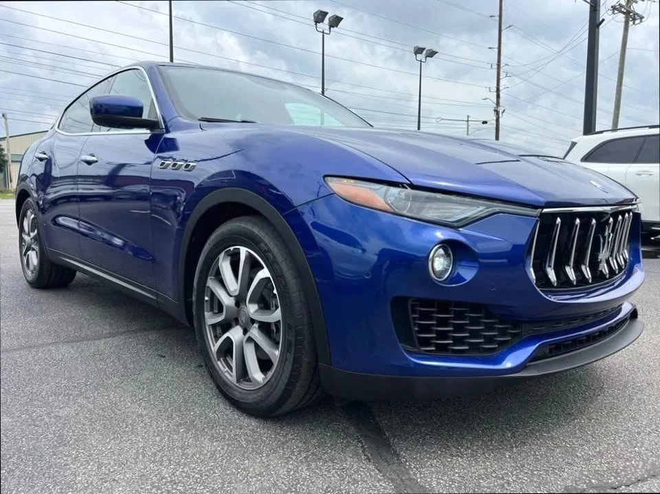 2017 Maserati Levante - Image 9 of 19