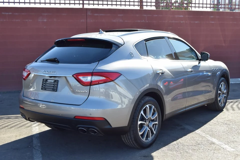 2017 Maserati Levante - Image 2 of 20