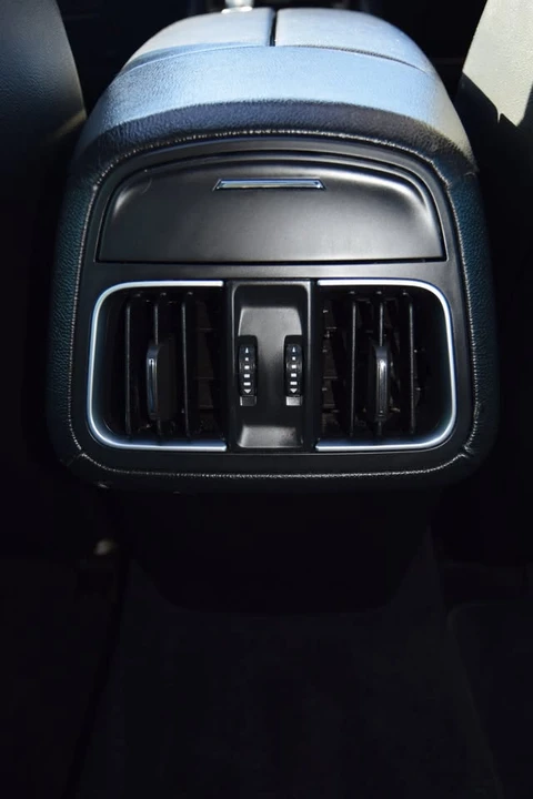 2017 Maserati Levante - Image 13 of 20