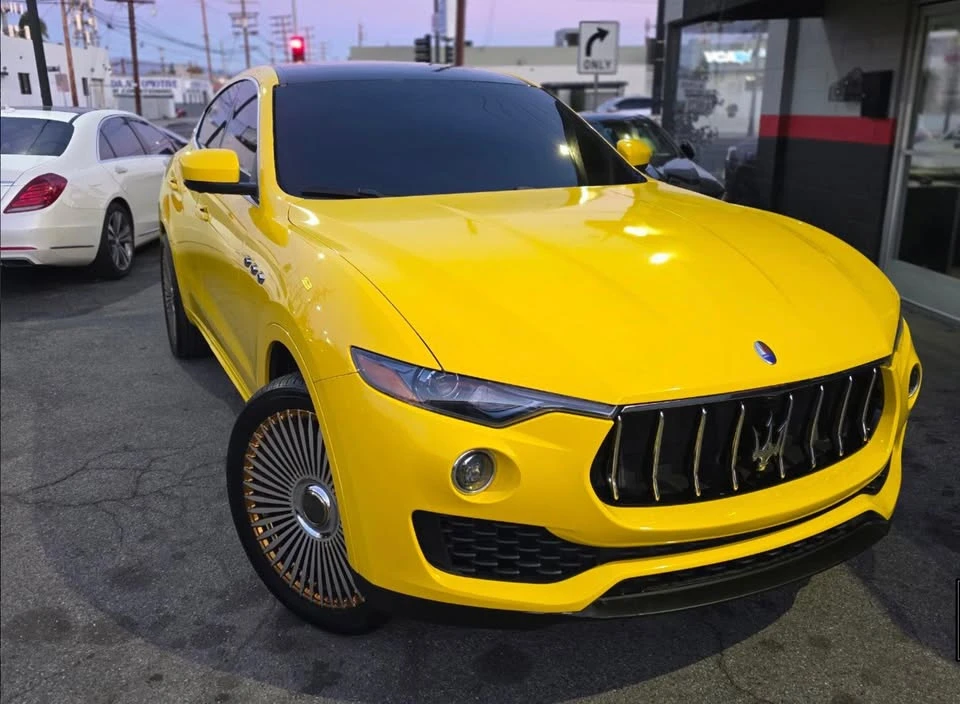 2017 Maserati Levante - Image 2 of 14