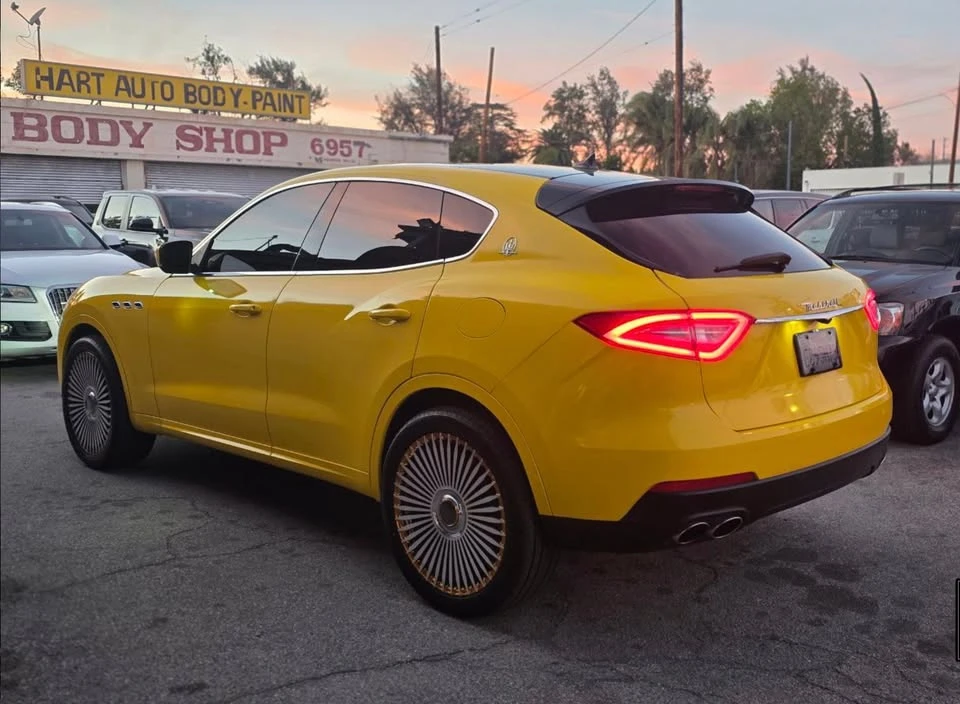 2017 Maserati Levante - Image 8 of 14