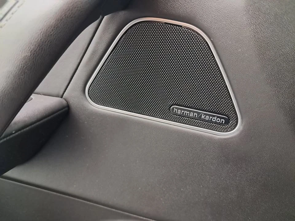 2017 Maserati Levante - Image 12 of 19