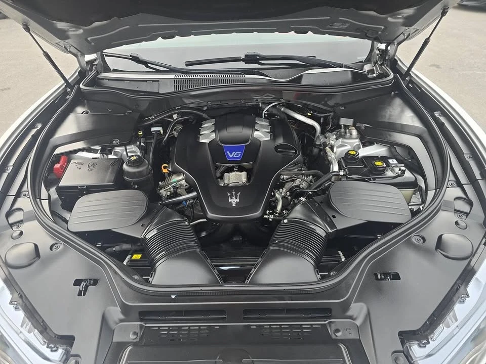 2017 Maserati Levante - Image 19 of 20