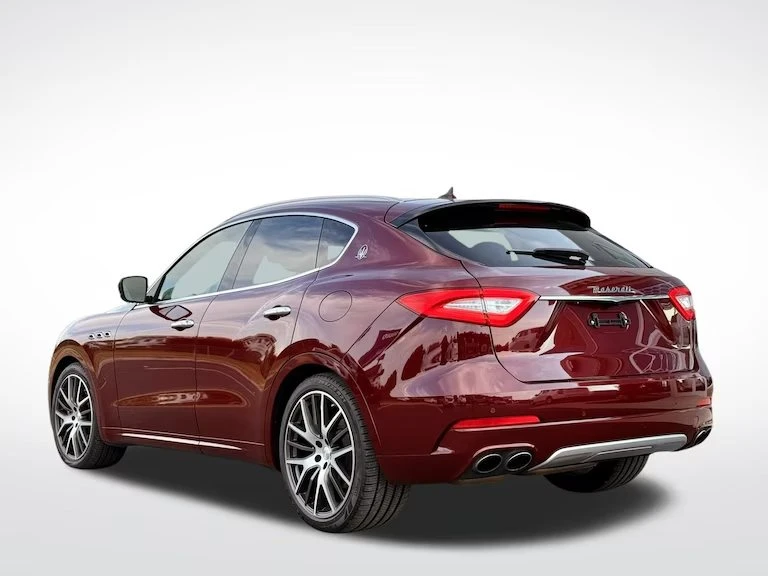 2017 Maserati Levante - Image 5 of 19