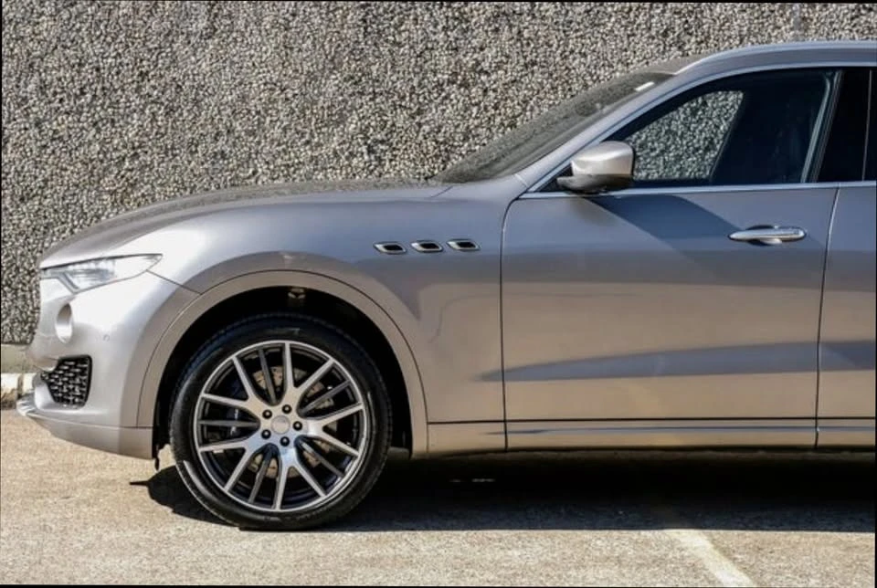 2017 Maserati Levante - Image 12 of 14