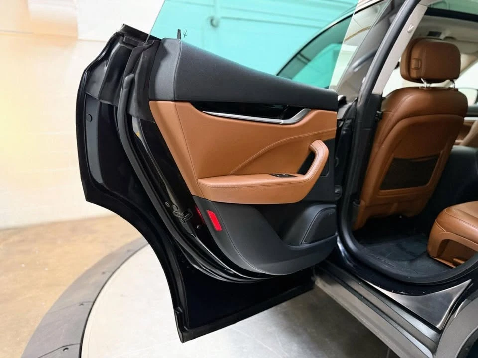 2017 Maserati Levante - Image 15 of 20