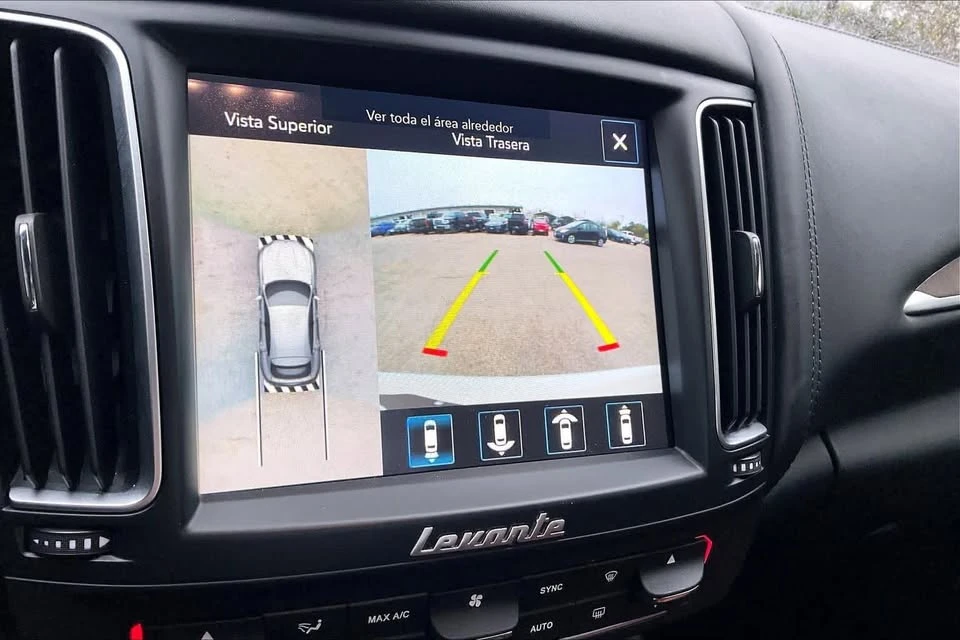 2017 Maserati Levante - Image 10 of 13