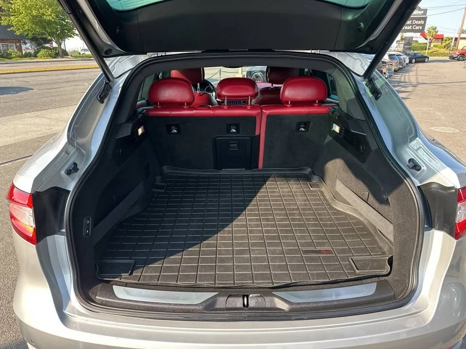 2017 Maserati Levante - Image 6 of 20