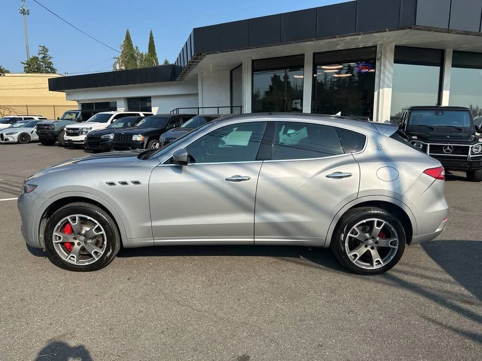 2017 Maserati Levante - Image 2 of 20