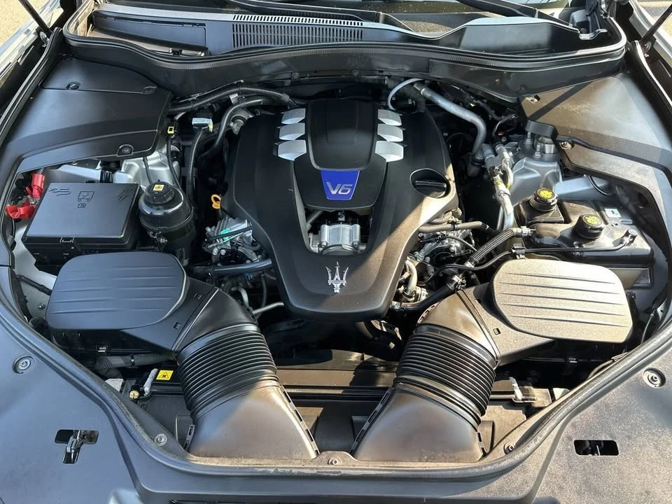 2017 Maserati Levante - Image 14 of 20