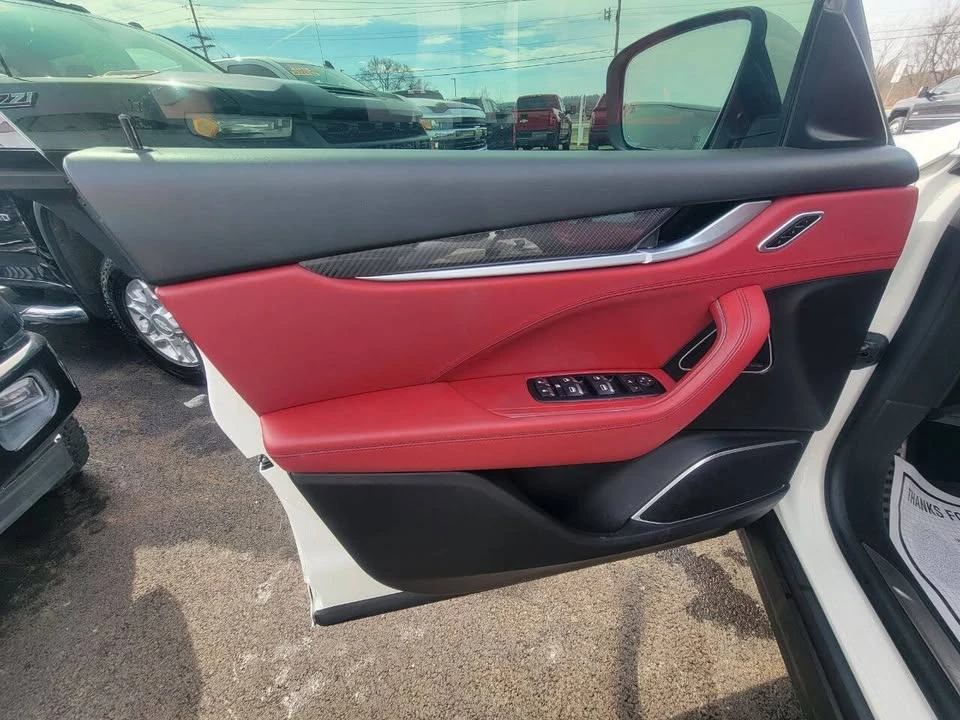 2017 Maserati Levante - Image 12 of 19
