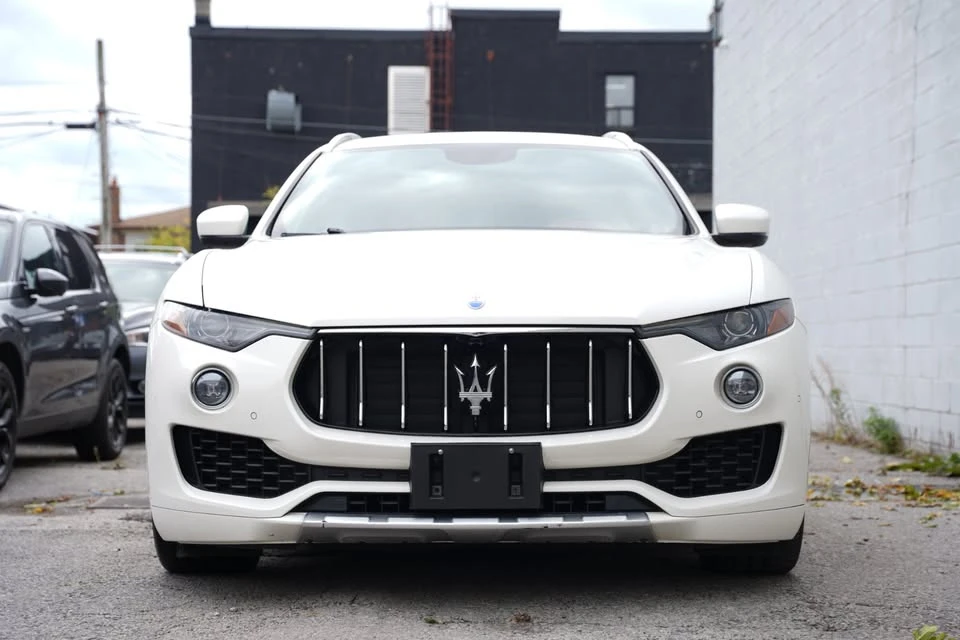 2017 Maserati Levante - Image 2 of 18