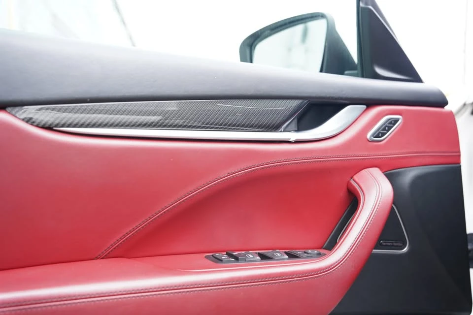 2017 Maserati Levante - Image 15 of 18