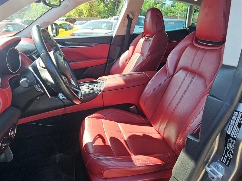 2017 Maserati Levante - Image 11 of 18