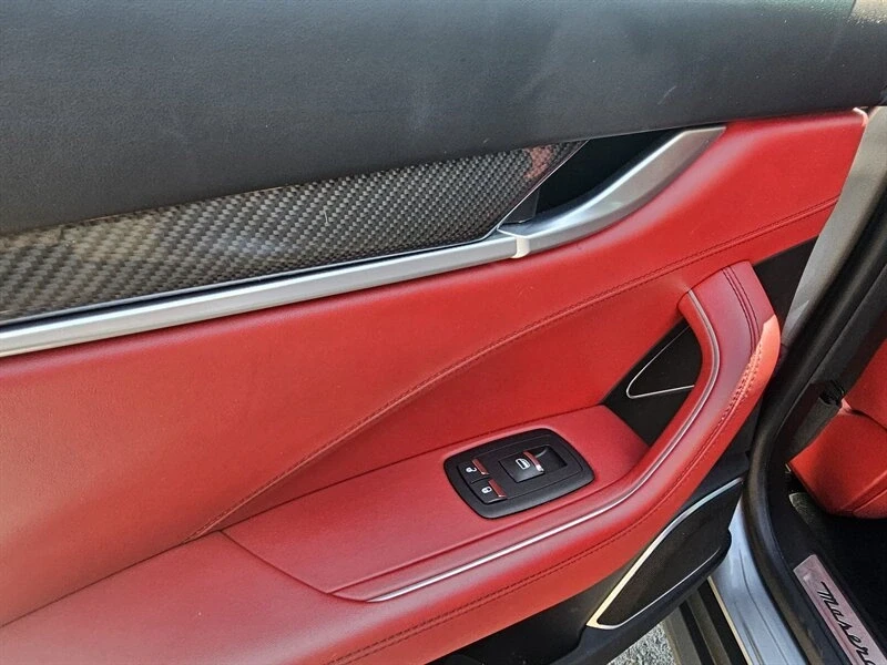 2017 Maserati Levante - Image 14 of 18