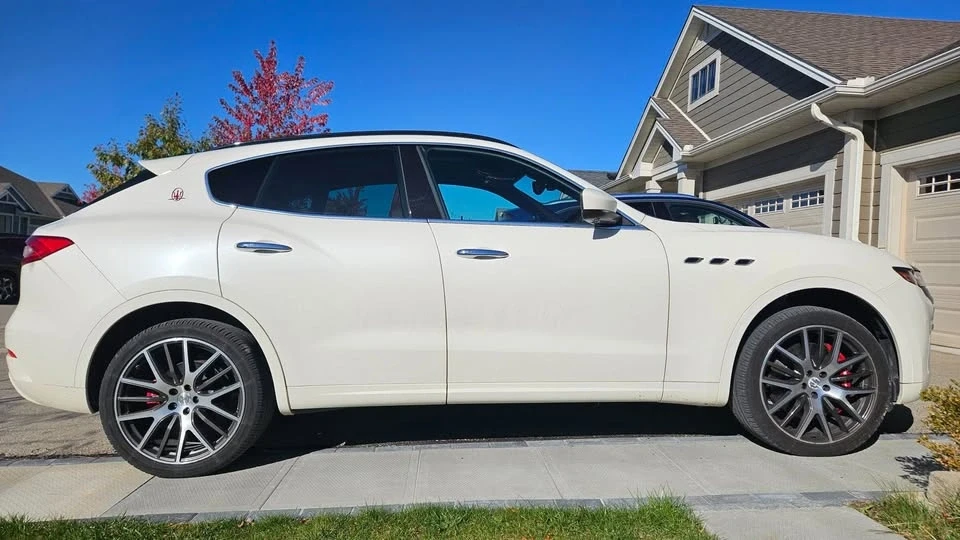 2017 Maserati Levante - Image 4 of 20