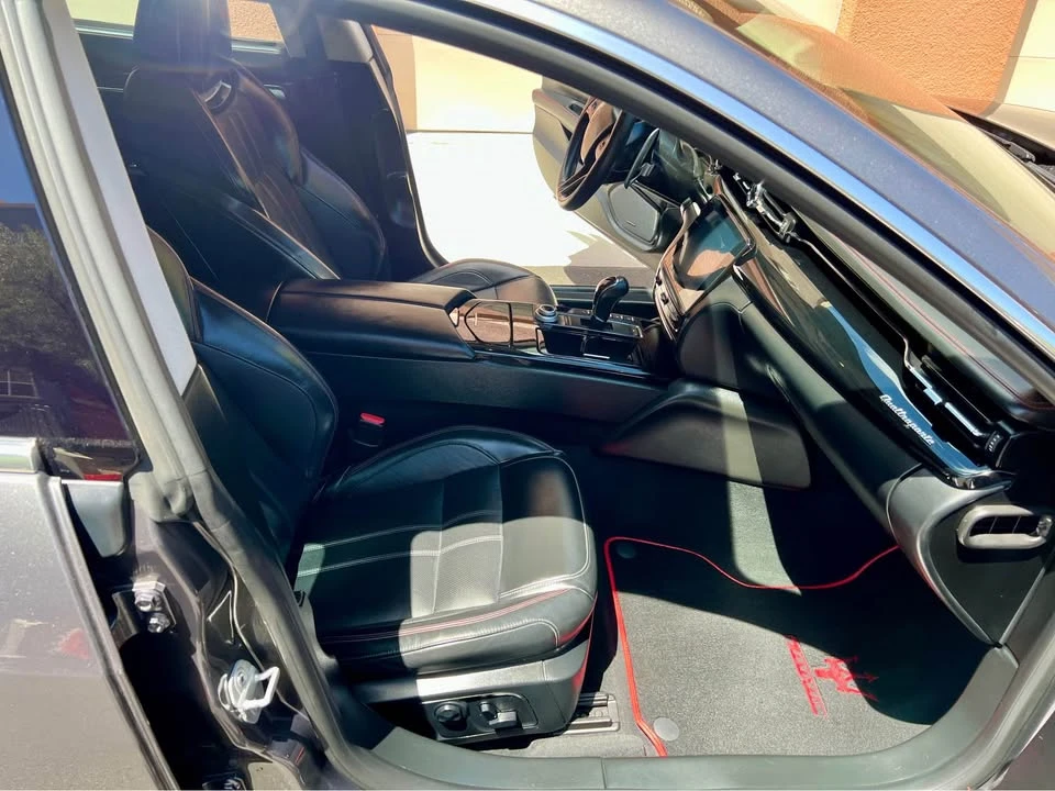 2017 Maserati Quattroporte 6th Gen - Image 9 of 11
