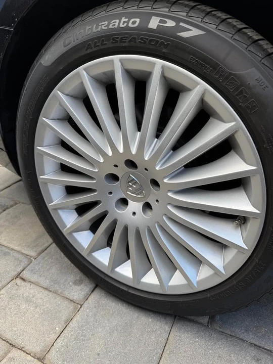2017 Maybach - Image 16 of 20