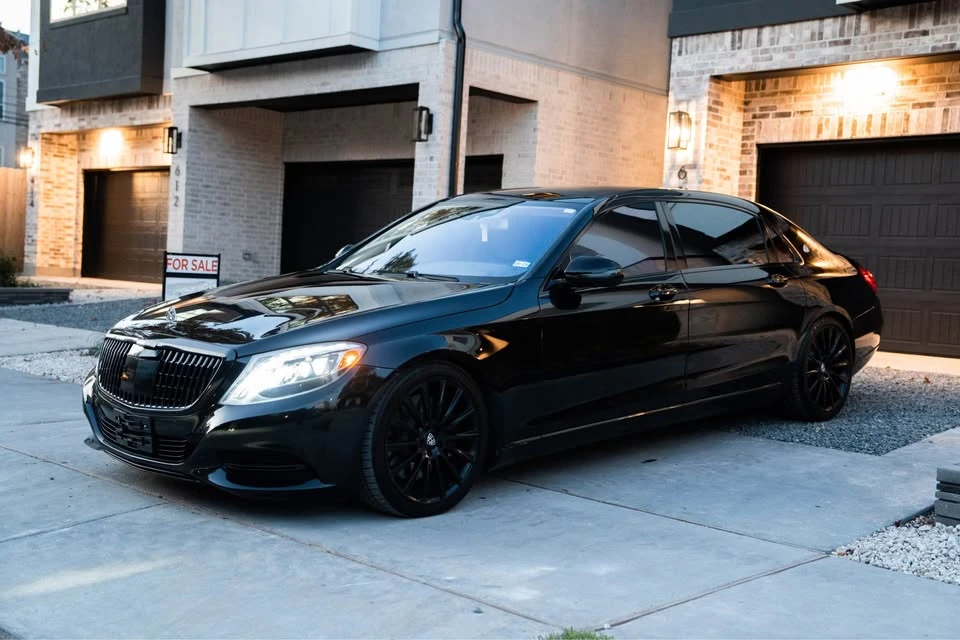 2017 Maybach - Image 3 of 21