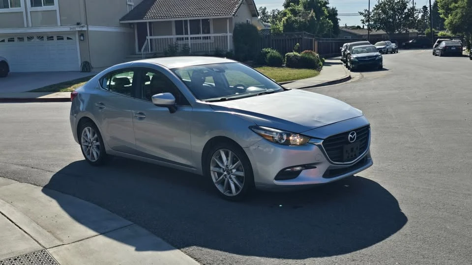 2017 Mazda Mazda 3 3rd Gen - Image 5 of 10
