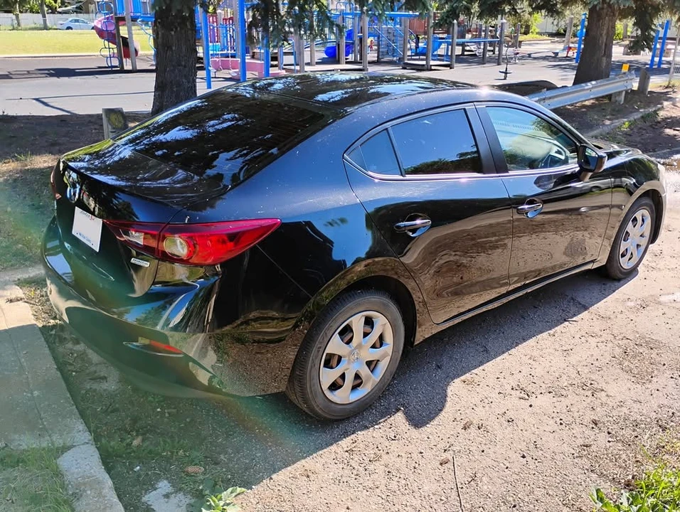 2017 Mazda Mazda 3 3rd Gen - Image 9 of 16