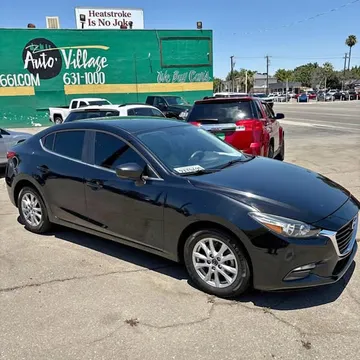 2017 Mazda MAZDA 323 Sedan