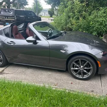 2017 Mazda MX-5 Miata RF Launch Edition SV