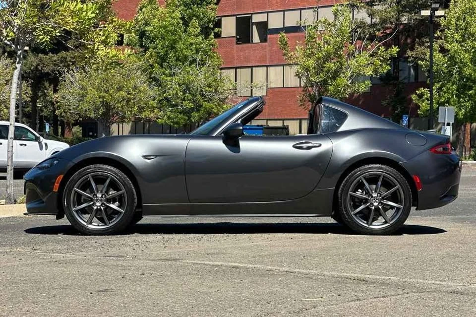 2017 Mazda ND MX-5 Miata - Image 3 of 16