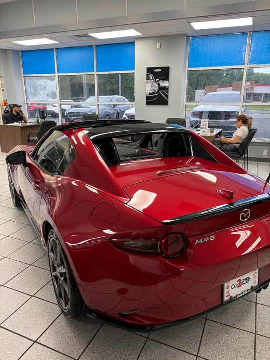2017 Mazda ND MX-5 Miata - Image 6 of 9