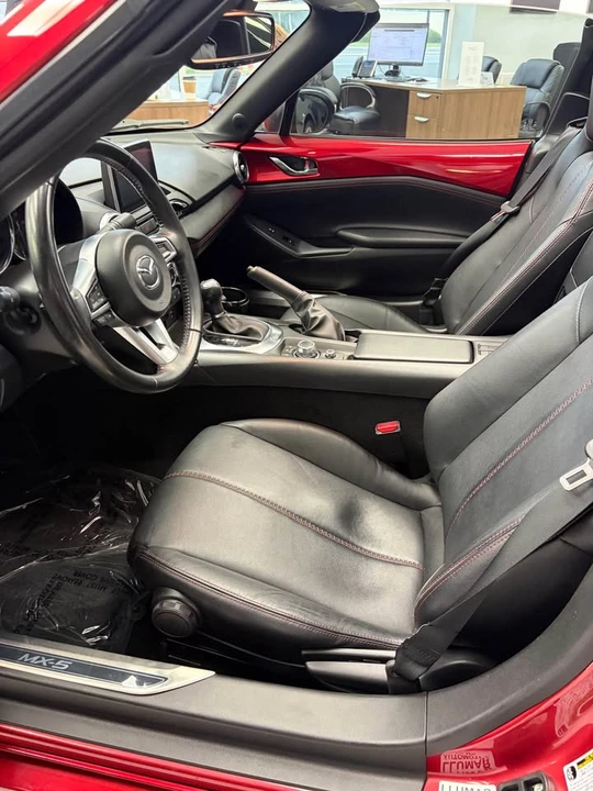 2017 Mazda ND MX-5 Miata - Image 8 of 9