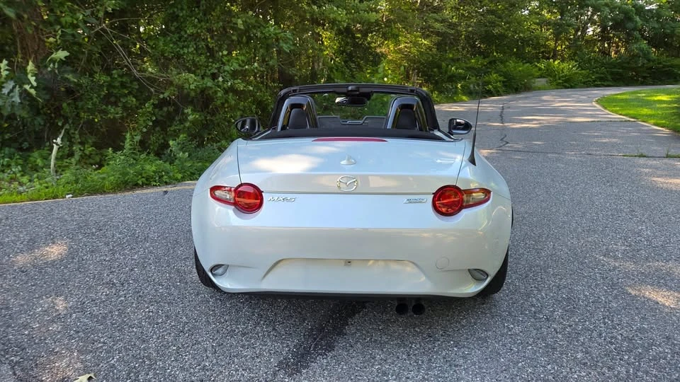 2017 Mazda ND MX-5 Miata - Image 4 of 19