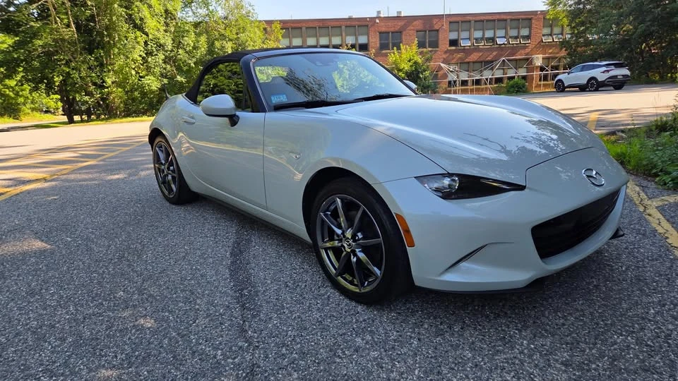 2017 Mazda ND MX-5 Miata - Image 12 of 19