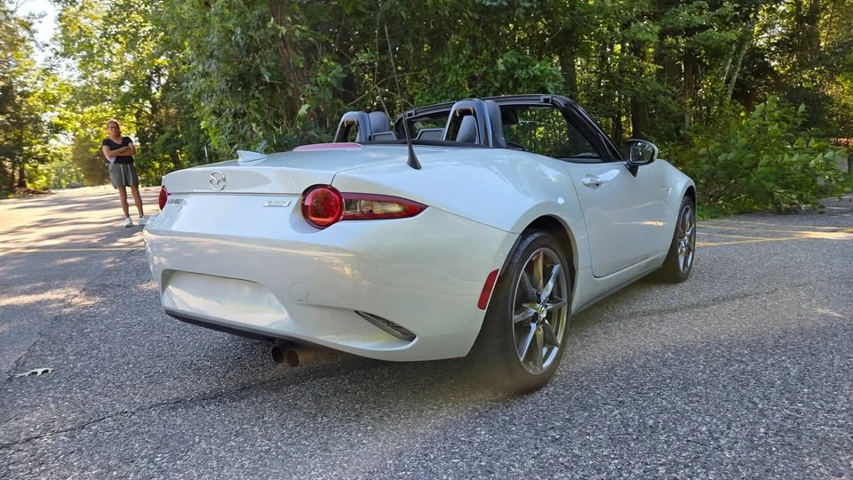2017 Mazda ND MX-5 Miata - Image 3 of 19