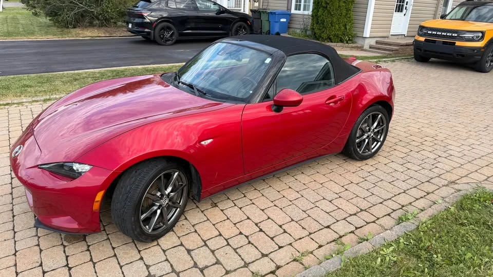 2017 Mazda ND MX-5 Miata - Image 9 of 20