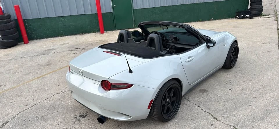 2017 Mazda ND MX-5 Miata - Image 12 of 20