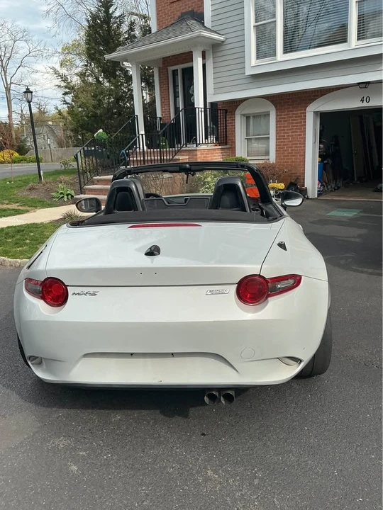 2017 Mazda ND MX-5 Miata - Image 2 of 12