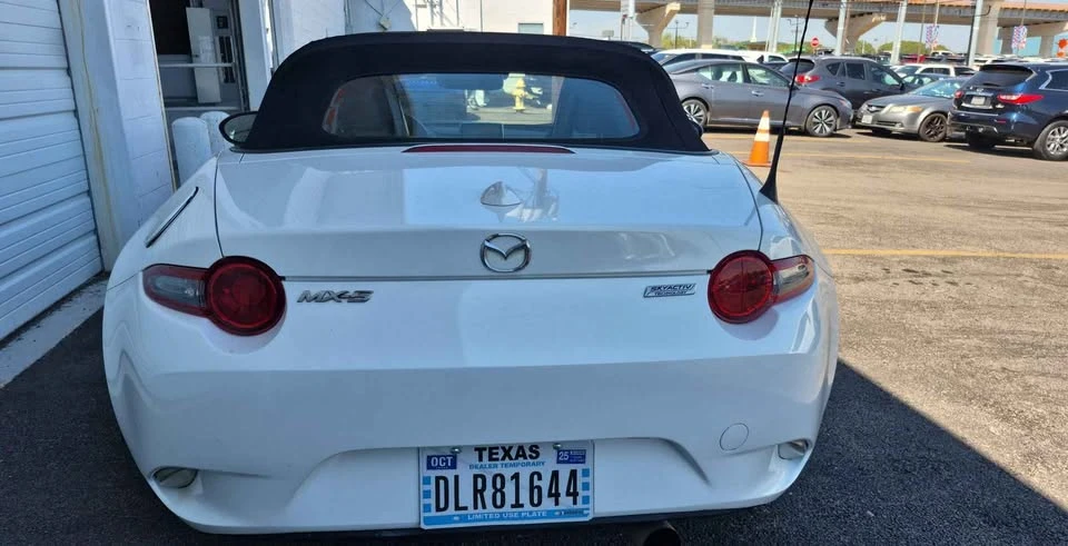 2017 Mazda ND MX-5 Miata - Image 3 of 4