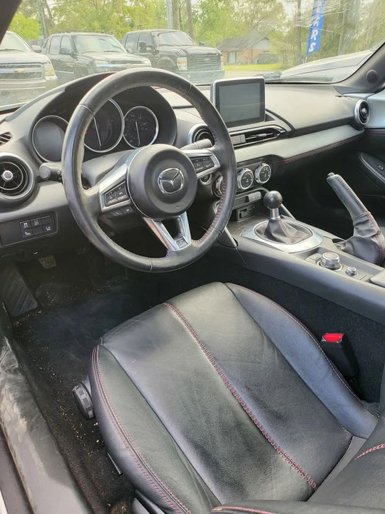 2017 Mazda ND MX-5 Miata - Image 3 of 4
